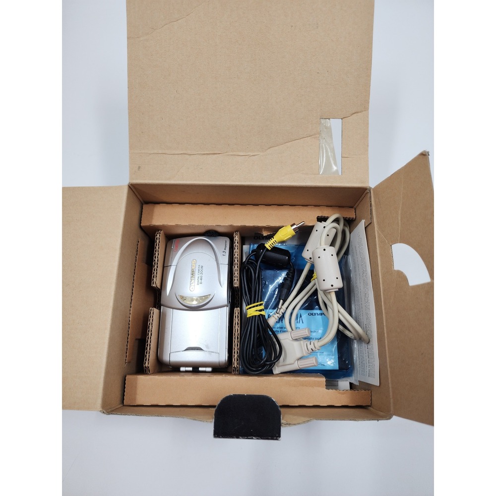 Olympus Camedia D-460 Zoom Digital Camera 1.3MP 3x Optical Zoom Silver Boxed - Picture 10 of 16